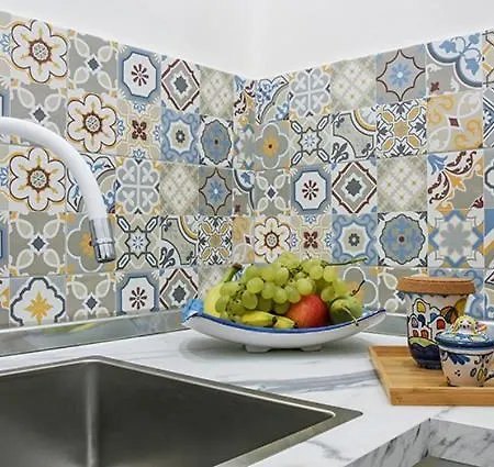 Bed & Breakfast White House Civico 28 *